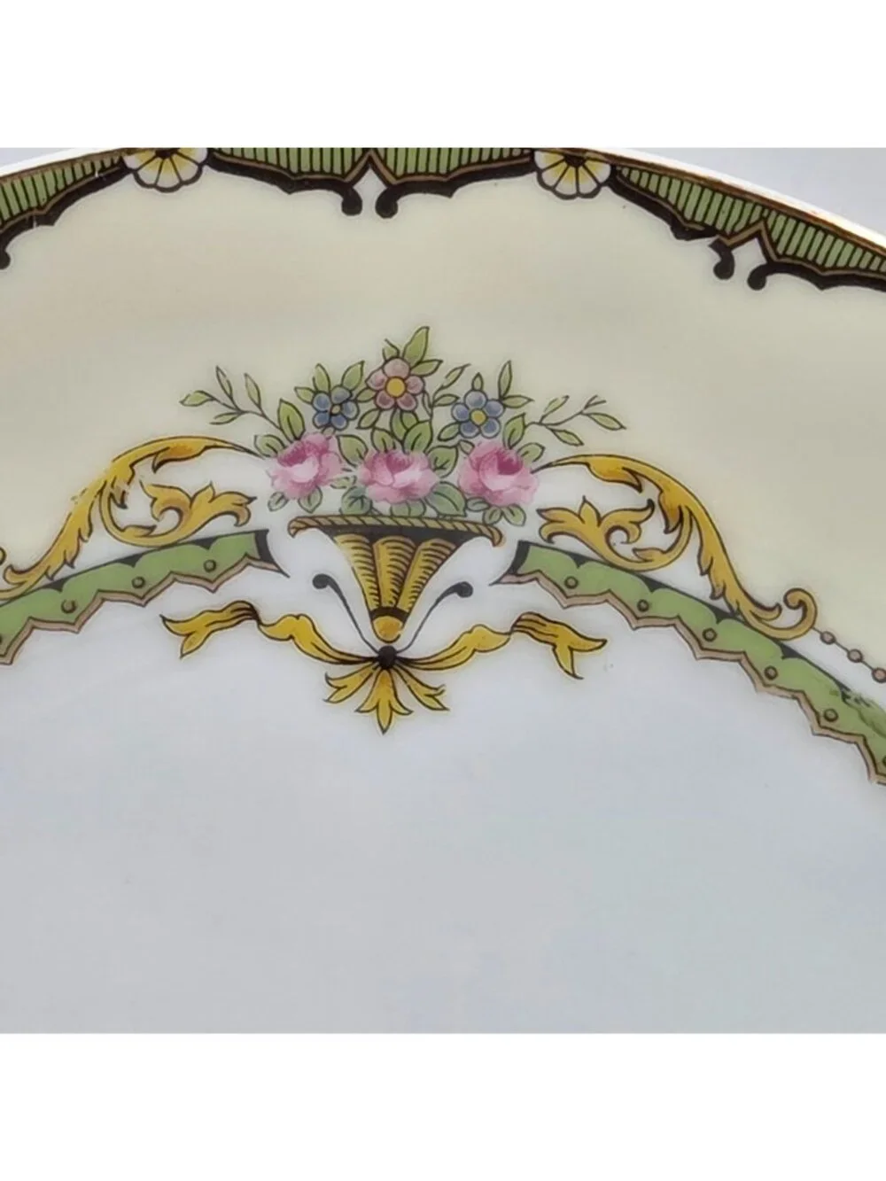 Noritake Penelope Set of 4 Salad Plates Green Border Pink Roses Urn Gold Trim